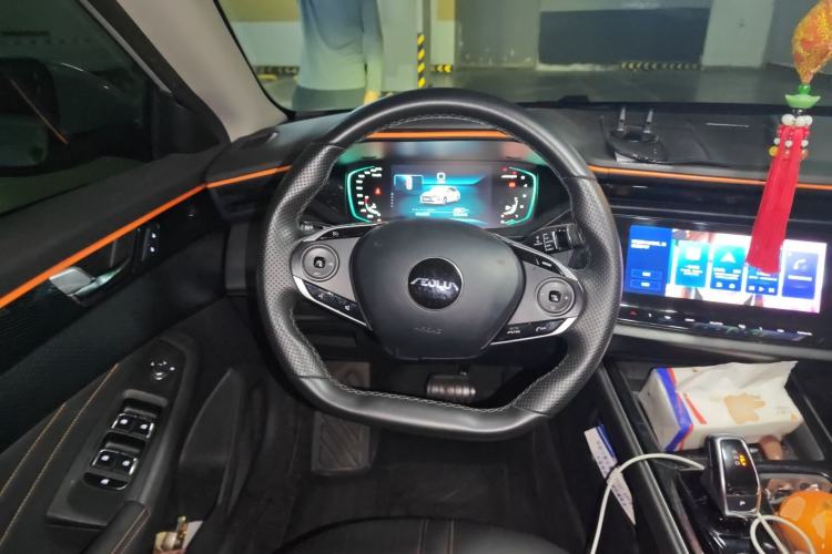 Used Dongfeng Aeolus Yixuan MAX 2023 1.5T Ultra-Stylish Trendsetting Dad Edition Steering Wheel