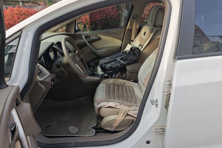 Used Buick GT 2013 GT 1.6L Manual Entry-Level Model