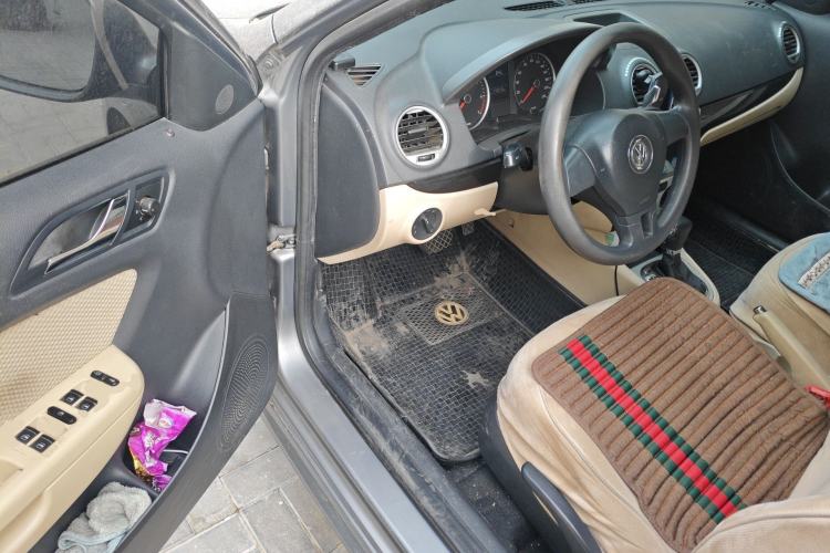 Used Volkswagen Lavida 2011 2.0L Automatic Premium Edition Driver Seat