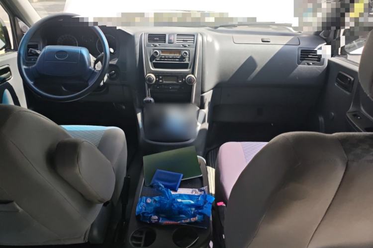 Used Jinbei Express 2017 2.0L Standard Version V19 Center Console