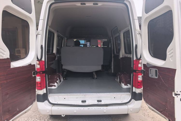 Used Foton Toano 2022 2.0T Manual Urban Edition Short Wheelbase Mid-Height Design Rear Single Tire 5/6/9-Seater Configuration 4F20TC3