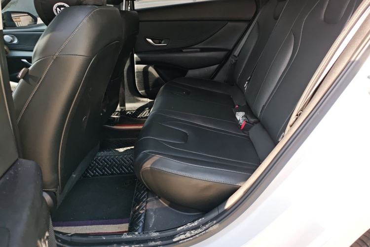 Used Hyundai Elantra 2022 1.5L CVT LUX Prestige Edition