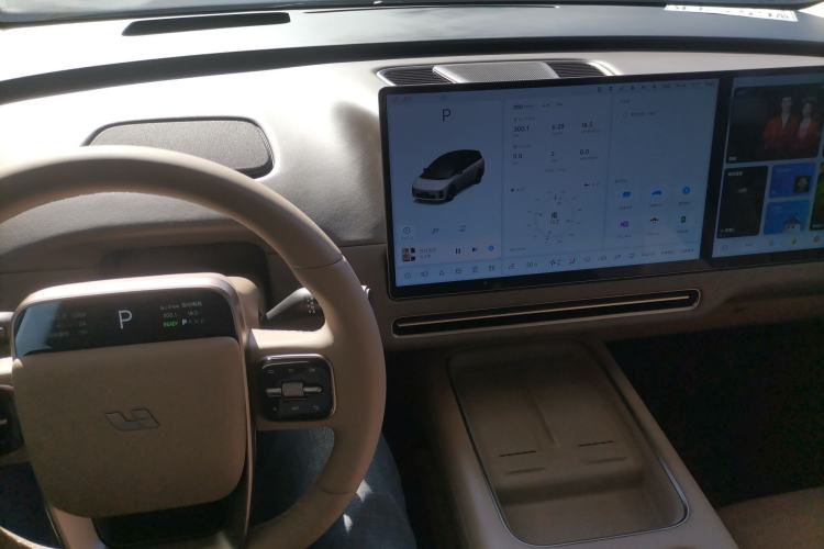 Used Li Auto Li Auto i8 2025 Model Standard Version
