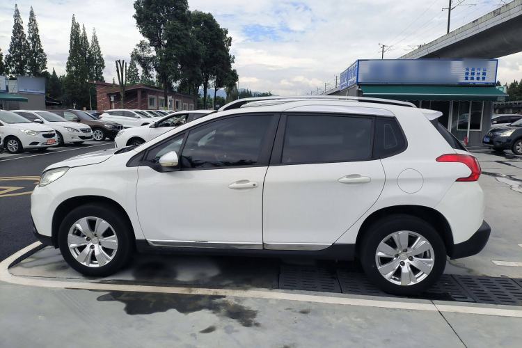 Used Peugeot 2008 2014 1.6L Manual Fashion Edition