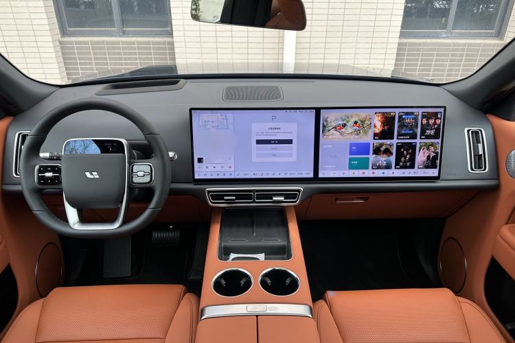 Used Li Auto L8 2023 Air model
