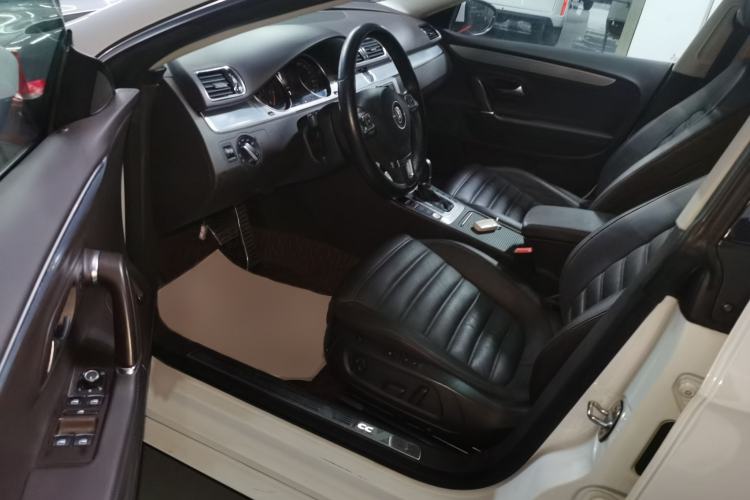 Used Volkswagen FAW-Volkswagen CC 2016 1.8TSI Luxury Model
