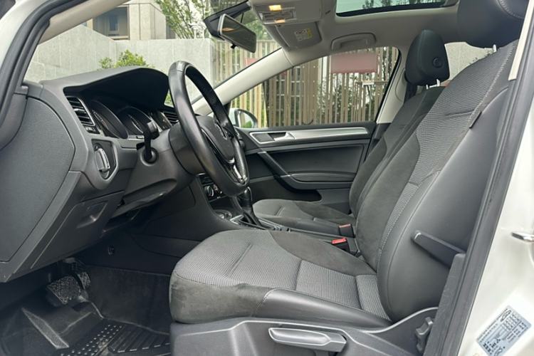 Used Volkswagen Golf 2020 Zhiai Edition 280TSI DSG Comfort Model