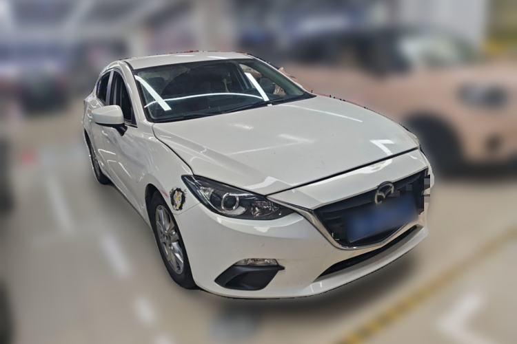 Used Mazda 3 Axela 2014 Sedan 1.5L Manual Comfort Model