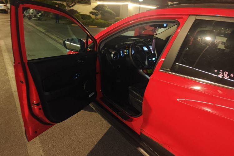 Used BYD Yuan New Energy 2019 EV360 Smart Connect Leading Model Driver Seat