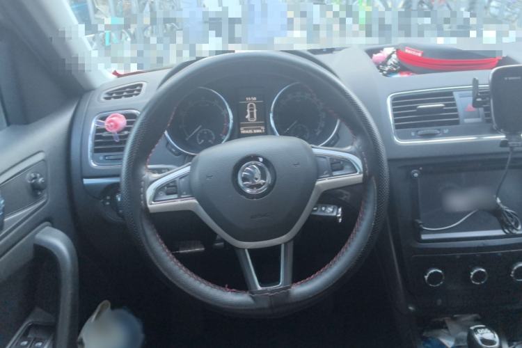 Used Skoda Yeti 2017 TSI280 DSG Car Enjoy Brothers Edition
