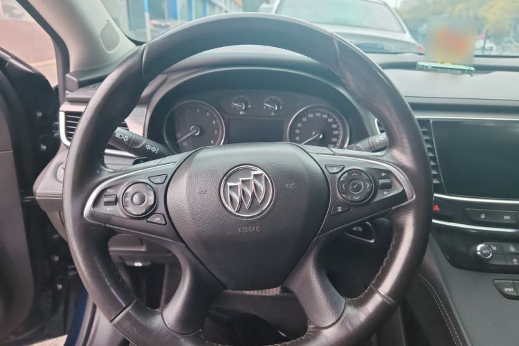 Used Buick LaCrosse 2019 28T Luxury Version Steering Wheel