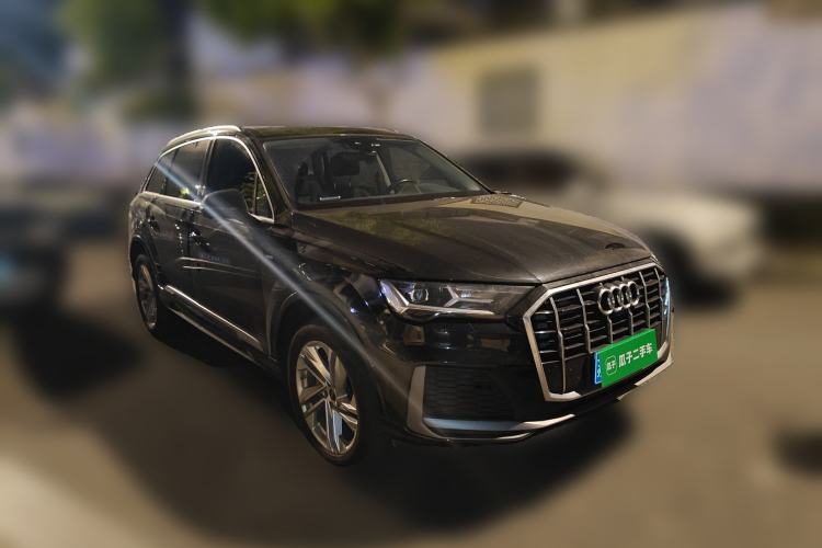 Used Audi Q7 2023 45 TFSI quattro S line Sport model