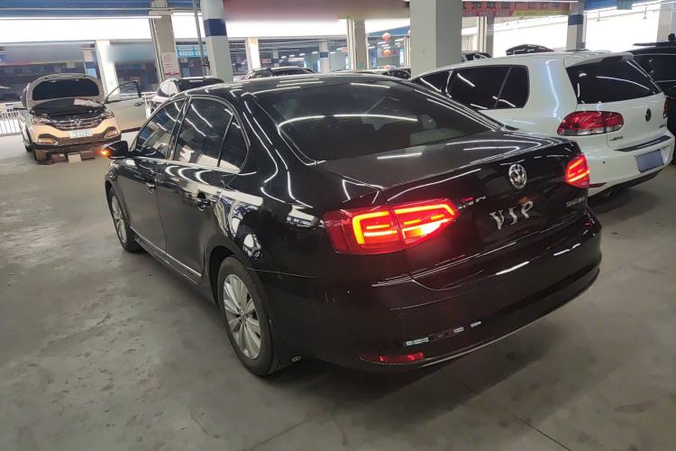 Used Volkswagen Sagitar 2015 1.6L Automatic Comfort Model