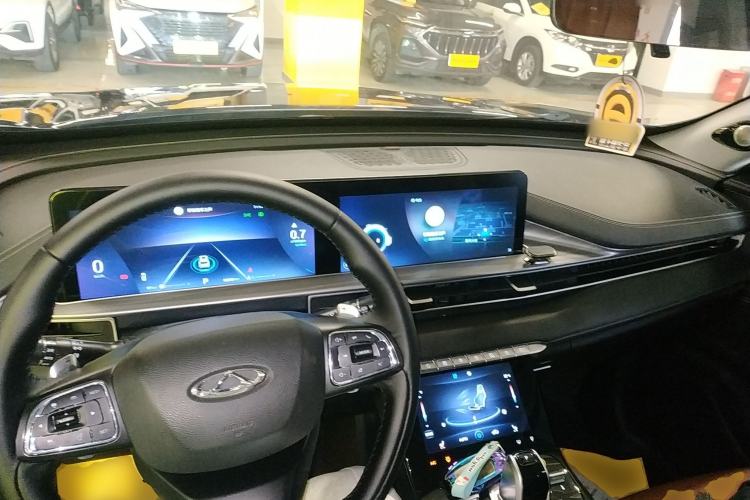 Used Chery Tiggo 8 PLUS 2021 290TGDI DCT Luxury Edition
