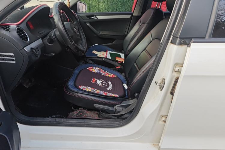 Used Volkswagen Jetta 2015 Value Edition 1.6L Automatic Comfort Version
