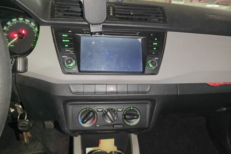 Used Skoda Fabia 2015 1.4L Manual Front-Wheel Drive Model