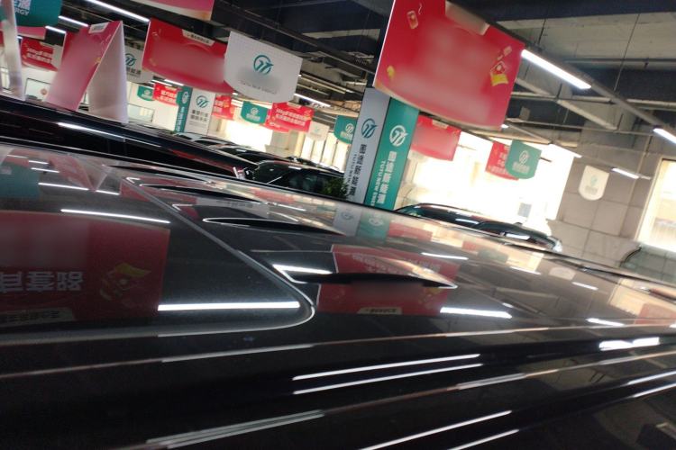 Used VOYAH Dream 2025 PHEV Four-Wheel-Drive Flagship Kunpeng Edition Roof