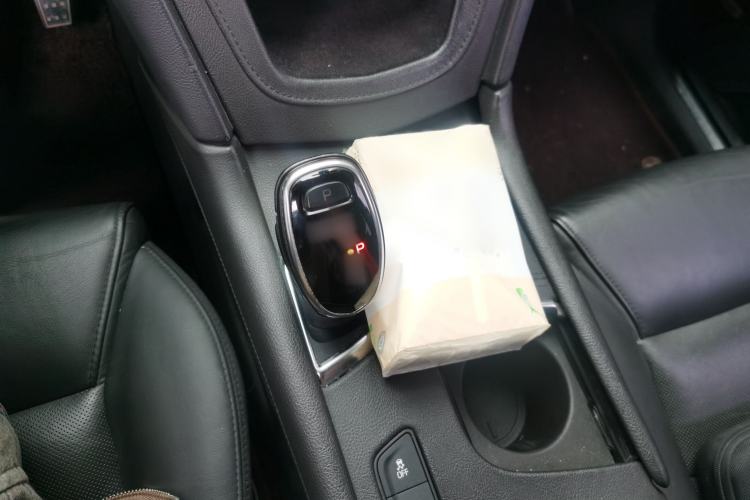 Used Cadillac XT5 2016 25T Luxury Model Gear Lever