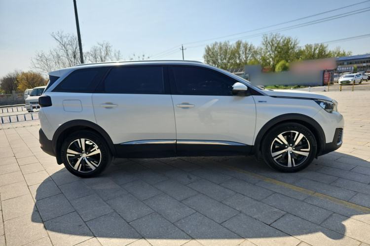 Used Peugeot 5008 2017 380THP 7-Seater Elite Edition