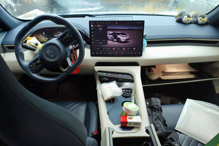 Used Zeekr 001 2025 ME Version 100 kWh All-Wheel Drive
