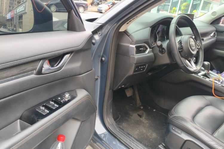 Used Mazda CX-5 2024 2.5L Automatic Two-Wheel Drive ZhiZun Version Driver Seat