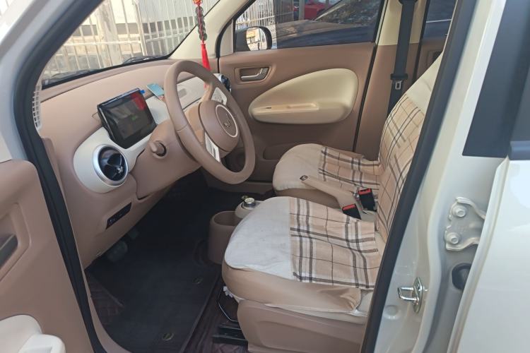 Used Wuling Hongguang MINIEV 2025 Four-Door Version Advanced Edition Left Front Seat