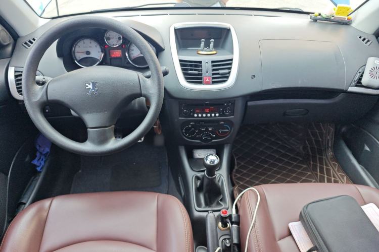 Used Peugeot 207 2011 Hatchback 1.4L Manual Yule Edition Center Console