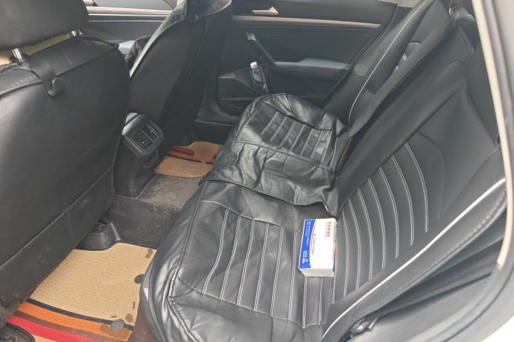 Used Volkswagen Lavida 2023 Revised 1.5L Automatic DeYi Edition Left Rear Seat