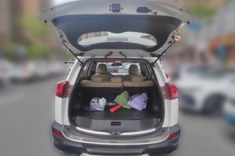 Used Toyota RAV4 2013 2.0L CVT Two-Wheel Drive Urban Edition
