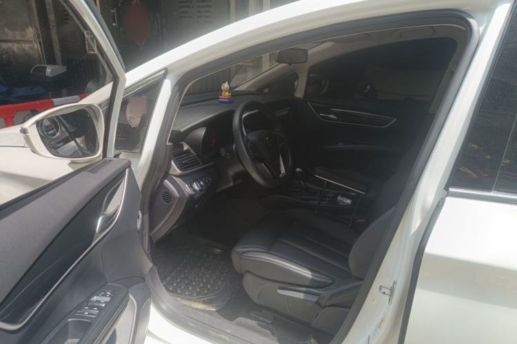 Used BYD Song MAX 2017 1.5T Automatic Smart Connect Luxury 7-Seater