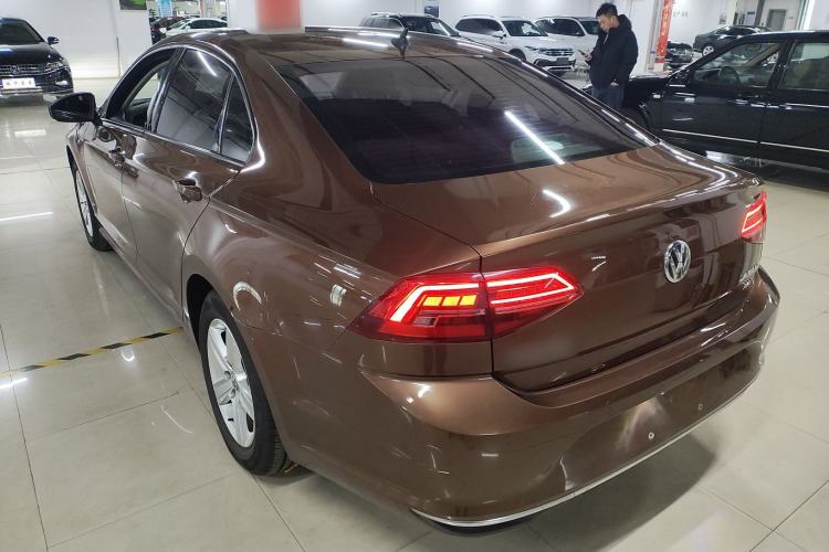Used Volkswagen Lamando 2019 230TSI DSG Fashion Edition China V Standard