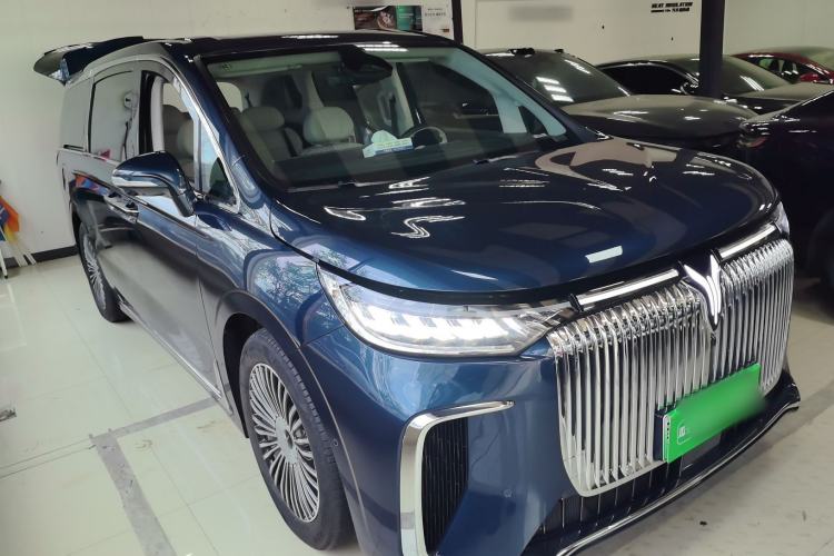 Used VOYAH Dream 2025 PHEV Four-Wheel-Drive Flagship Kunpeng Edition Exterior 1