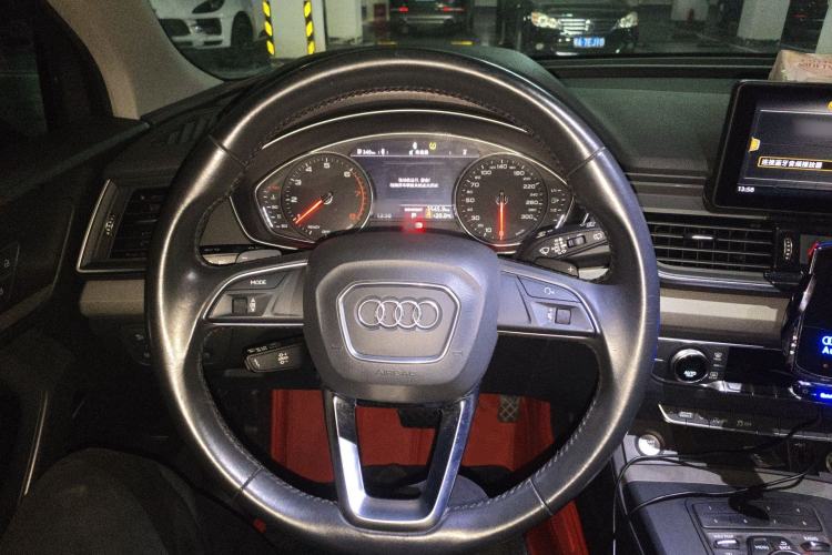 Used Audi Q5L 2018 40 TFSI Prestige Edition China V Steering Wheel