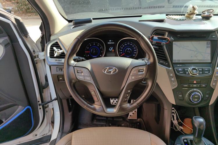 Used Hyundai Santa Fe 2013 2.4L Automatic 4x4 Prestige Edition