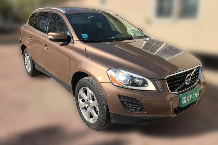 Used Volvo XC60 2013 T5 Zhiya Edition Front Right 45 Deg