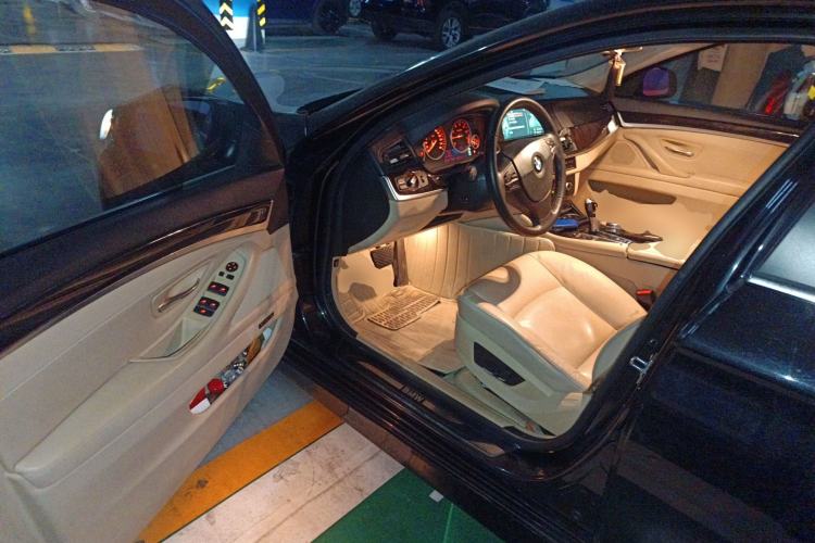 Used BMW 5 Series 2013 525Li Luxury Model