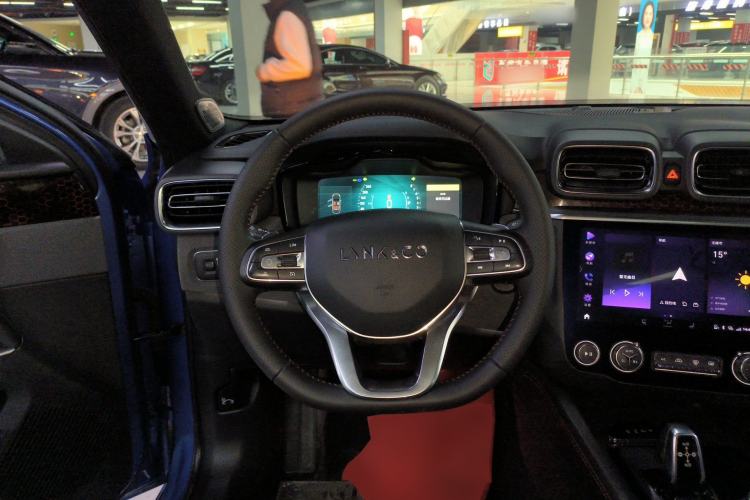Used Lynk & Co 03 2019 2.0TD Automatic Jing Pro Edition Steering Wheel