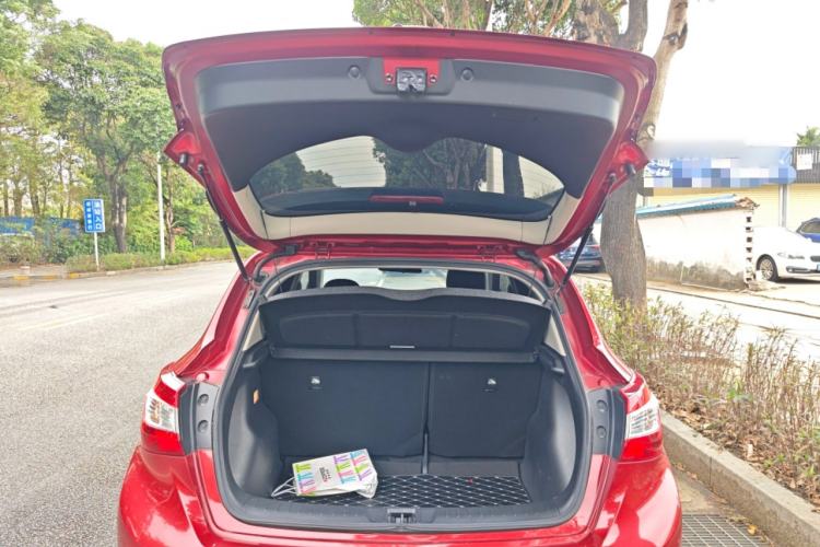 Used Nissan Tiida 2021 1.6L CVT Cool Edition