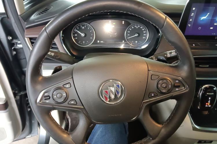 Used Buick GL8 2022 Land Business Class 652T Luxury Model