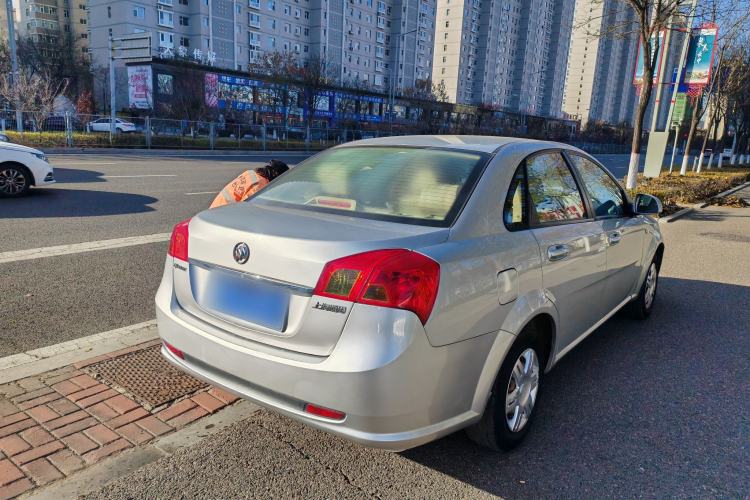 Used Buick Excelle 2013 1.5L Manual Classic Model
