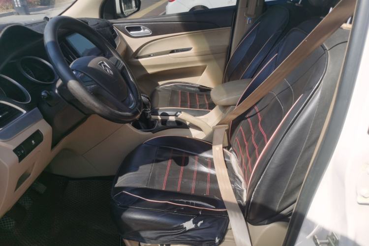 Used Baojun 730 2016 Revised 1.5L Manual Standard Version 7 Seats China V Emission Standard Left Front Seat