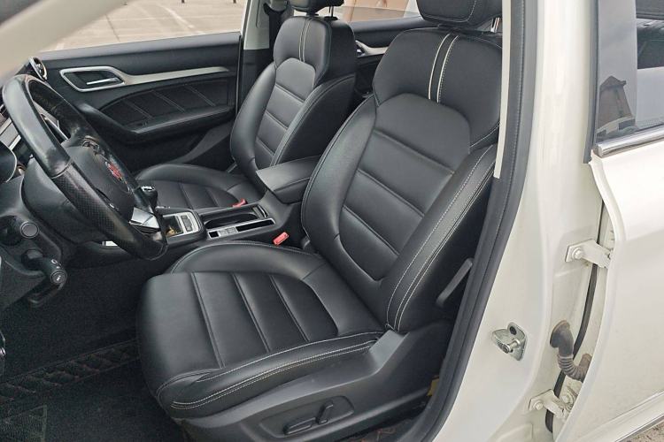 Used MG 6 2017 20T Manual Luxury Smart Connect Version China V Standard