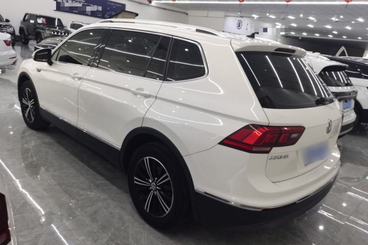 Used Volkswagen Tiguan L 2019 Updated Version 330TSI Automatic Two-Wheel Drive Panoramic Comfort Edition China VI Standard Rear Left 45 Deg