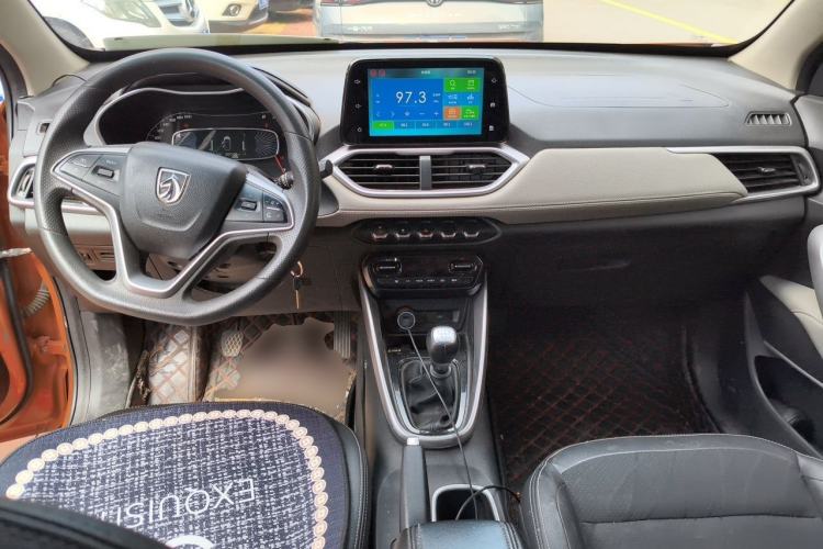 Used Baojun 510 2017 1.5L Manual Fashion Model