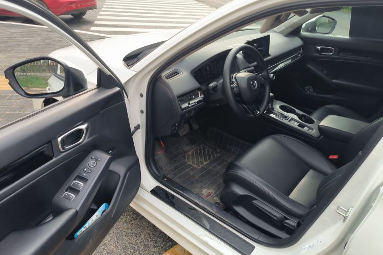 Used Honda Civic 2023 240TURBO CVT Dynamic Edition
