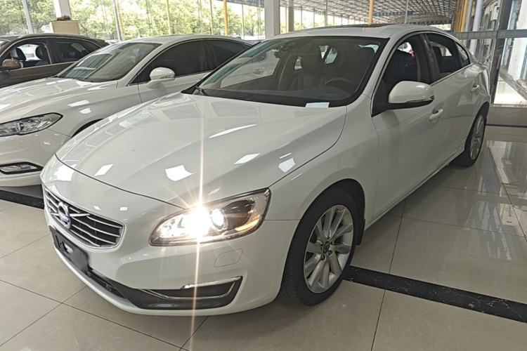 Used Volvo S60 2015 S60L 2.0T Zhiyuan Edition