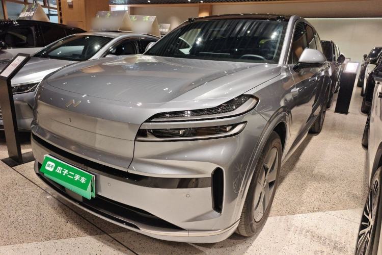 Used ONVO Luxeed L90 2025 Model—Max Six-Seater Version