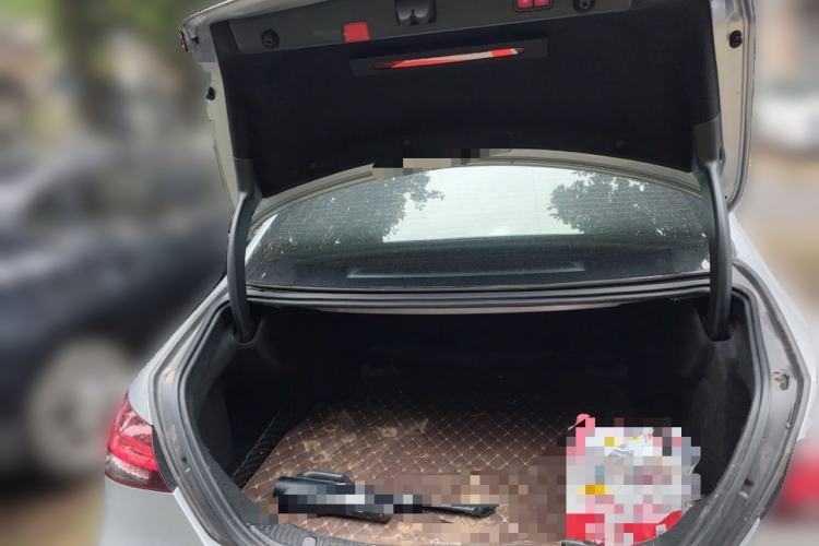 Used Mercedes-Benz E-Class 2022 Second Facelift E 300 L Sport Luxury Edition
