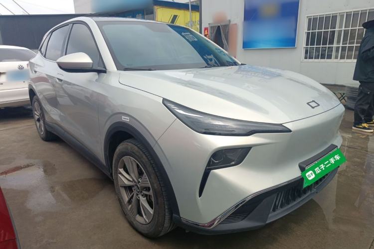 Used Bestune Yueyi 03 2025 445km Joyful Edition Front Right 45 Deg