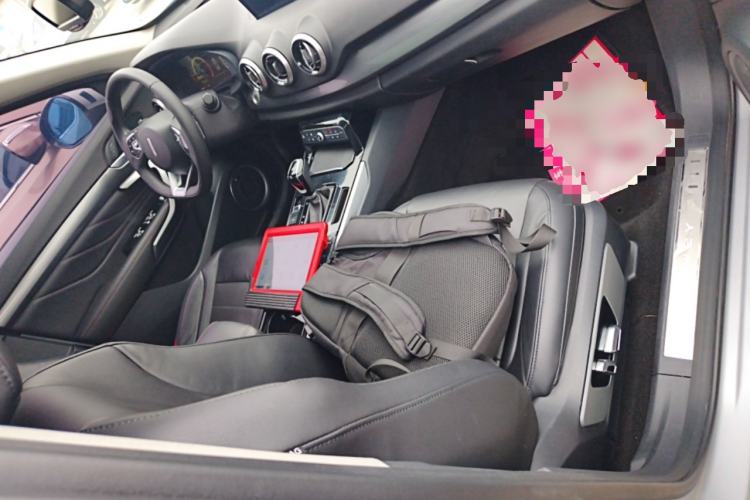 Used Wey VV7 2017 2.0T Flagship Model Right Front Seat